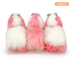 Rosa Krokus – kleines Alpaka-Spielzeug (23 cm) – limitierte Auflage